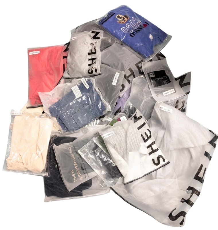 20 New Pieces Size MEDIUM Mixed Clothing : Assorted Styles, Colours, Makers + More