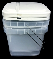 New 2-Pack 3.5 Gallon Buckets for Dog / Cat Food