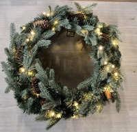 New Artificial 19" Wreath with Lights 8 Different Light Settings