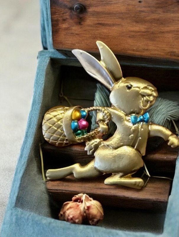 Baroque Vintage Rabbit And Egyptian Pharaoh Style Embossed Brooch Approximately 1.6 x 2 Inch
