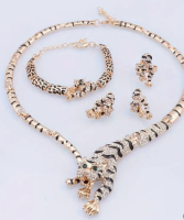Luxury Tiger Rhinestone Jewelry Necklace Earring Ring Bracelet Set