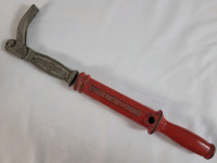 Vintage St. Catherines Canada No. 3775 Nail Puller