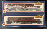 2 Bachmann Branch-Line - 57' Corridor 1st/2nd Maroon B.R - OO Gauge - 34-250