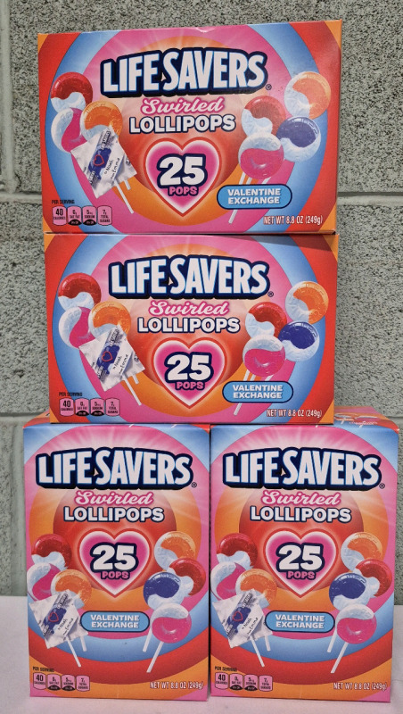 4 New Packs LIFESAVERS SWIRLED LOLLIPOPS 25 Pops per Pack BB 10/09/2027