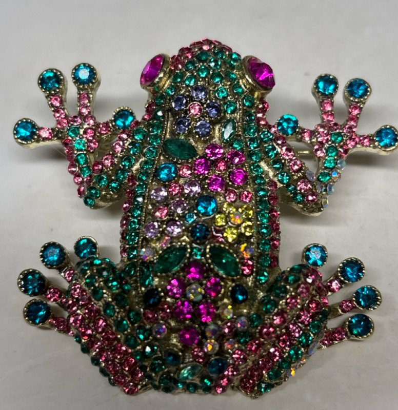 Luxurious Oversized Frog Brooch Rhinestone Elegance Approximately 2.6 x 2.4 Inch