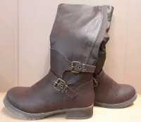 New Brown High Shaft Boots Size 9