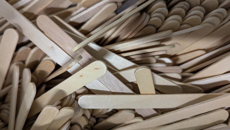 500+ New Wooden Craft Sticks. 0.33" by 4.5"
