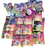 20 New Toys! Trolls World Tour Figures &times;11, PJ Masks Series 2 Blind Bag Figures &times;6, Paw Patrol Mini Figures &times;2, Zuru 5-Surprise Toy Ball &times;1
