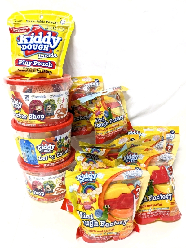 13 New Kiddy Dough : 3&times; Play Set Tubs, 9&times; Mini Dough Factories & 1&times; Yellow 220g Play Pouch