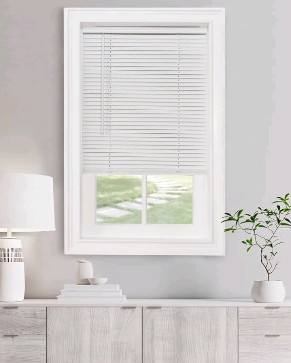 New | GII Cordless Morningstar 1" Vinyl Mini Blind | 28" x 64"