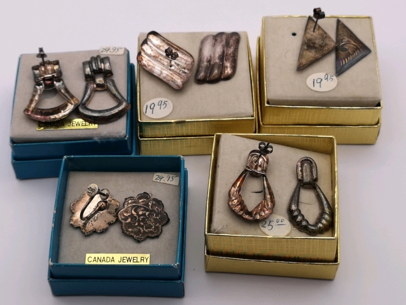 Vintage 925 Earrings in Boxes