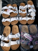 6 pairs of New Ladies sandals 2 large(9-10) 2 medium (7-8) 2 small (5-6)