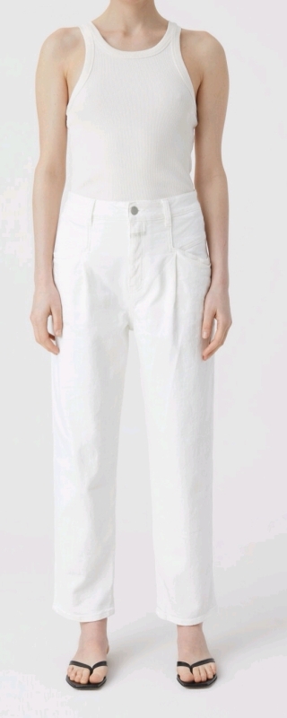 New Women's Jeans sz 24 by Closed