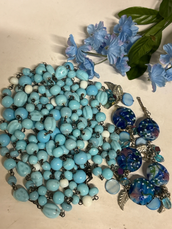 Gorgeous Baby Blue Milg Glass Necklace Glass Blue Lampwork Toggle Bracelet