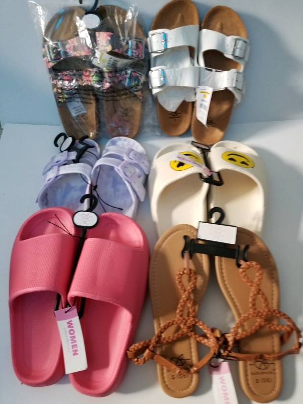 6 pairs of assorted New Bobbie Brooks sandals Ladies size small (5-6)