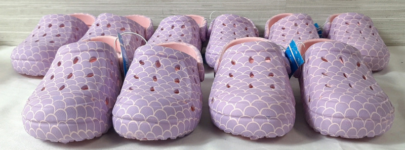 5 New Pairs of Purple Toddlers sandals, Sizes 7/8 & 9/10