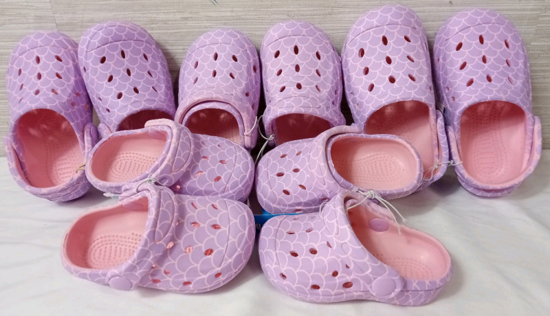 New Croc-like Childrens Sandals