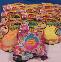 17 New | MadLab Toys | Comes With 16 Styro Sludge (50g ea.) and 1 Fizz Ball (50g)