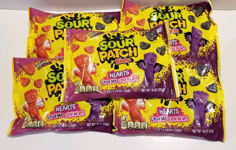 5 (10 oz) bags of SOUR PATCH kids hearts bb Oct 2026