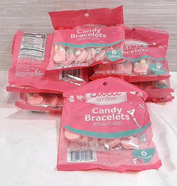 8 New Bags of Sweet Smiles Candy Bracelets (60g Each, Best Before January 2026)