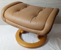 Ekornes Ottoman Made in Norway with Leather-Like Top 21x18x17 inches