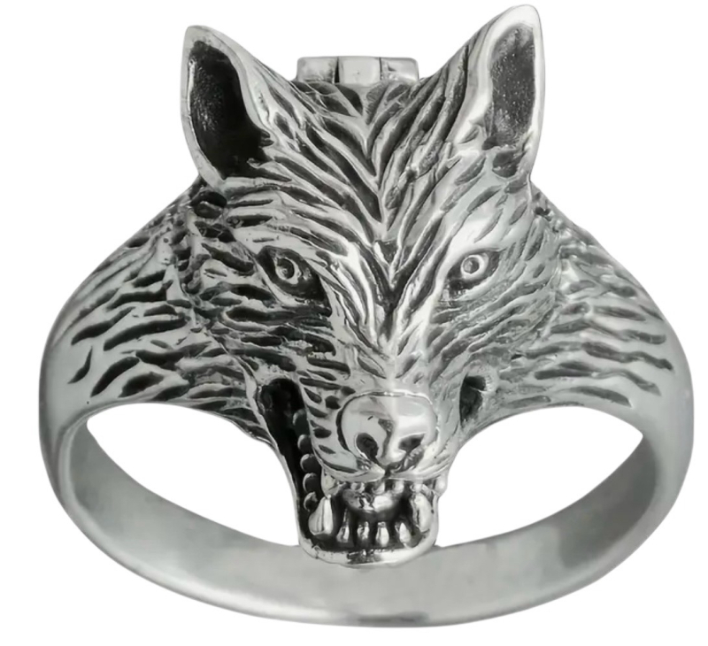 Unique Retro Wolf Head Design Copper Ring Trendy Statement Poison Locket with Intricate Details Size 12