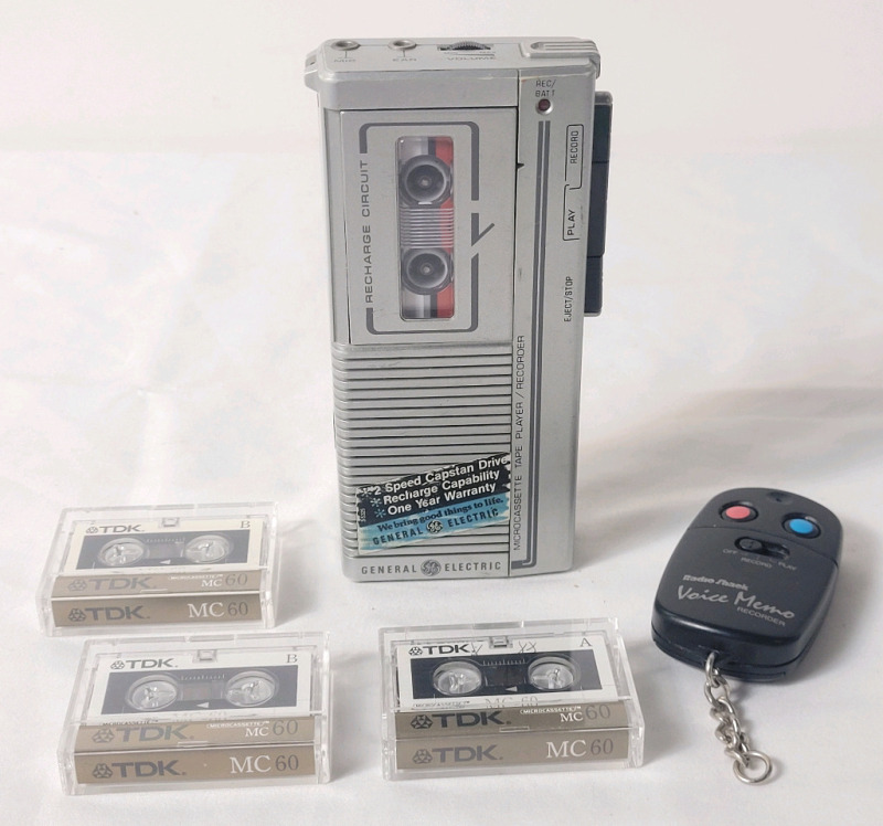 Vintage GE General Electric Microcassette Recorder w/4 Tapes (working) & Vintage Radio Shack Voice Meno Recorder (untested)