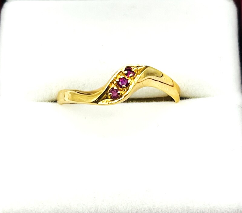 Natural Enhanced Ruby (0.06ct) Ring, Size 5.75, W/A $275.00.