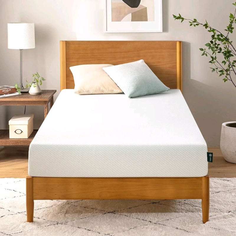 New in Box Twin Zinus 6" Gel Memory Foam Green Tea Mattress Retails for $125