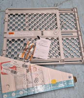 Toddler Safety Gate 26 to 42" Wide