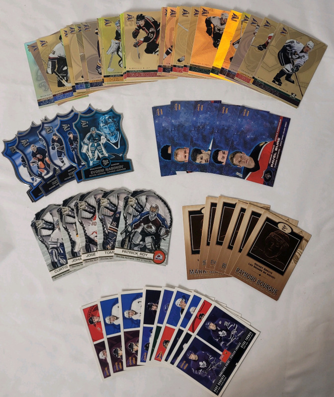 2002 McDonald's Pacific Gold NHL Hockey Trading Card Base Set Complete w/Complete Sunsets . Missing #4 Temmu Selene Cosmic Force Subset