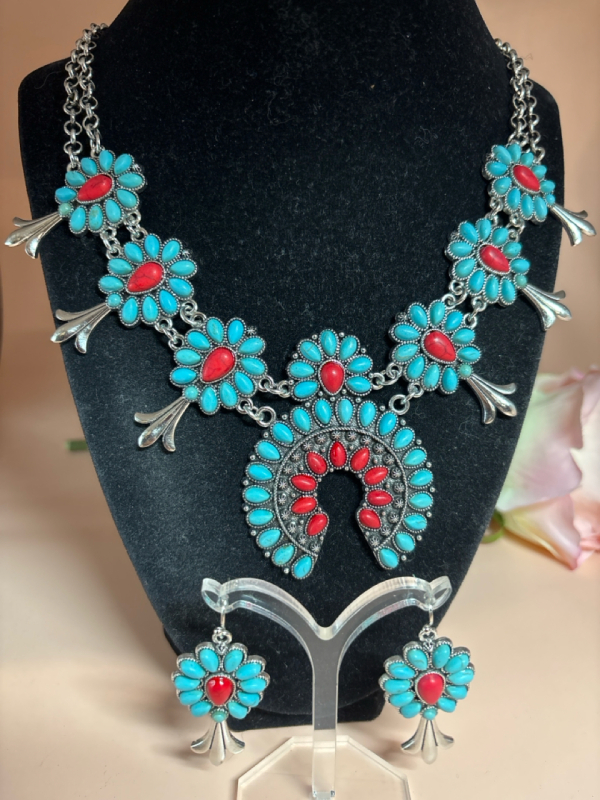 Set Exquisite Horseshoe-shaped Turquoise Coloured Necklace Earrings <br/>Approximately 22 Inch Necklace + 3 Earrings 2 Inch Drop Pendant 2 Inch