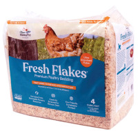 New | 4 Cubic ft of MannaPro Ultra Absorbent Fresh Flakes Premium Poultry Bedding