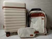 UKein 3 Piece Carry On Luggage Set Retails Over $250