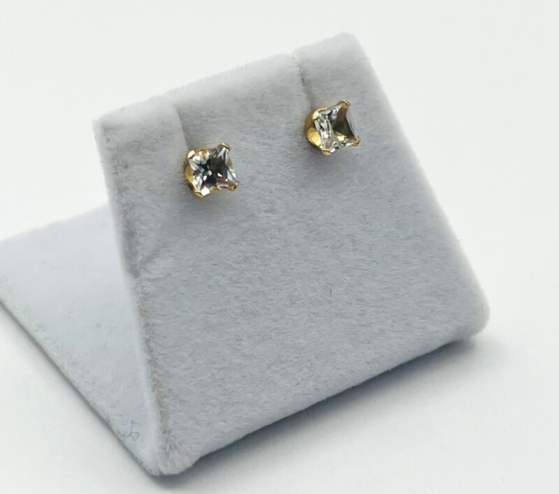 14KT Yellow Gold Natural Aquamarine 4mm Earring, Retail $350.00.