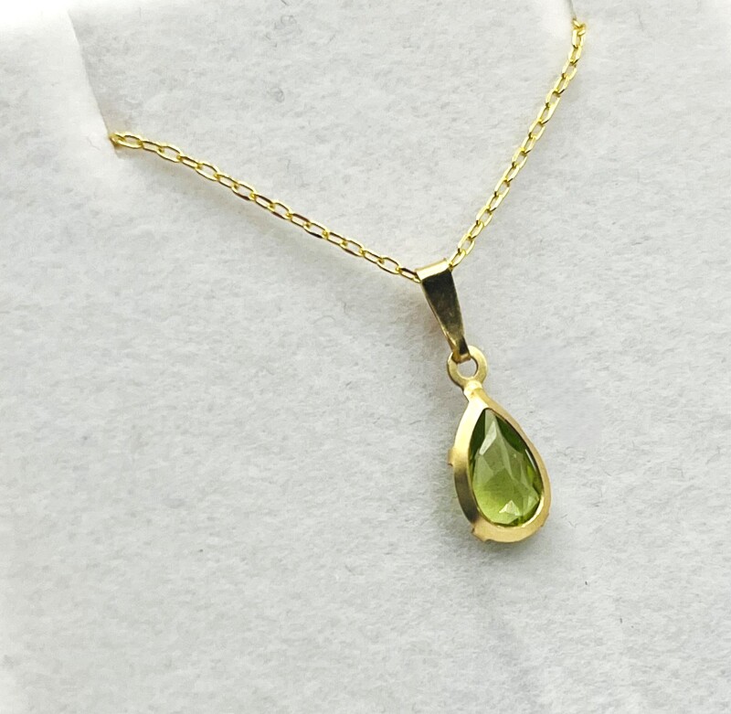 14KT Yellow Gold Natural Peridot Pendant with Gold Plated Sterling Silver Chain, Retail $350.00. Peridot is the birthstone for August.