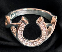 Elegant 925 Sterling Silver HorseShoe Ring Classic Sparkling Cubic Zirconia Size 7 Stamped