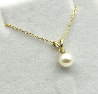 14KT Yellow Gold Pearl and Diamond With Gold Plated Sterling Silver Chain, Retail $450.00.