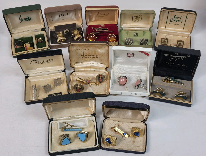 11 Vintage Cufflinks & Tie Clip Sets in Boxes . Various Styles