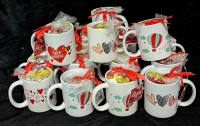 20 New Love/Valentine's Day Coffee Mugs with 33.6g of Candy in Each