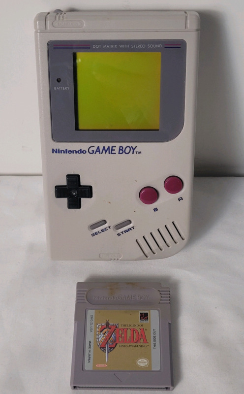 Vintage 1989 Original Nintendo DMG-01 Game Boy Handheld w/RARE The Legend of Zelda Link's Awakening . Tested Powers Up , Game Working