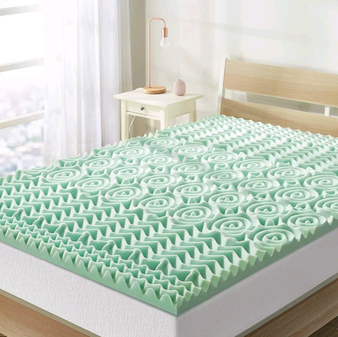 New in Box | MELLOW 1.5" x 79" x 59" Queen Size Memory Foam Topper Infused w/ Aloe Vera