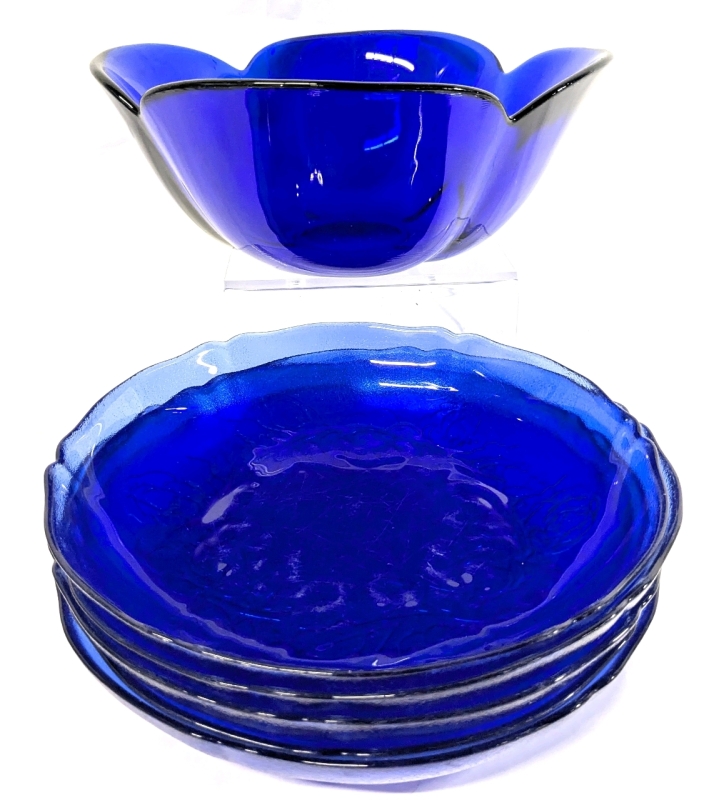 Stunning Cobalt Blue Tulip Bowl Made in Italy 9.25" &times; 3.75" & 5 Textured 8" Diameter Salad Bowls