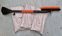 4 New Snow Brushes For Vehicles