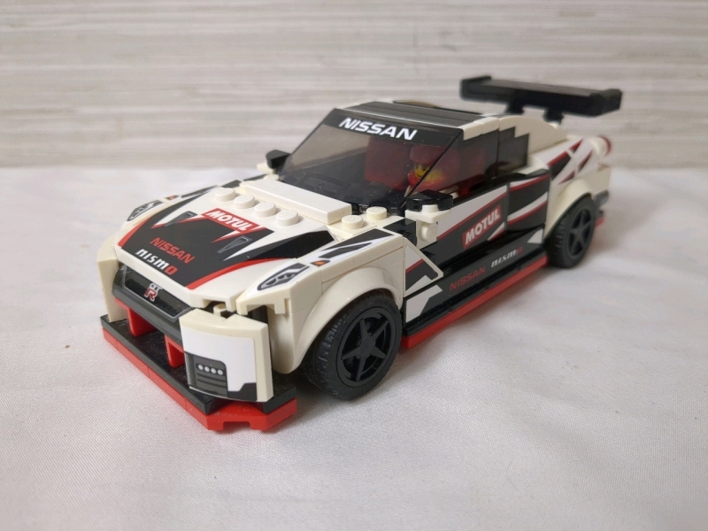 LEGO Set 76896 Speed Champions Nissan GT-R NISMO