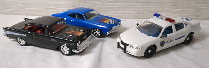 3 As Is Revell Plastic Model Cars