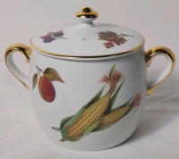 Royal Worcester " Evesham Gold " Bean Pot w/Lid . Measures 6" tall & 8" wide