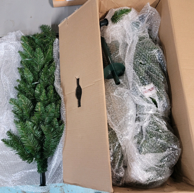 New - Sterling Tree Company Set of 4 Outdoor / Indoor 3ft. LED Pre-Lit Artificial Christmas Trees (battery operated) . Walkway , Path , Home Entryway .