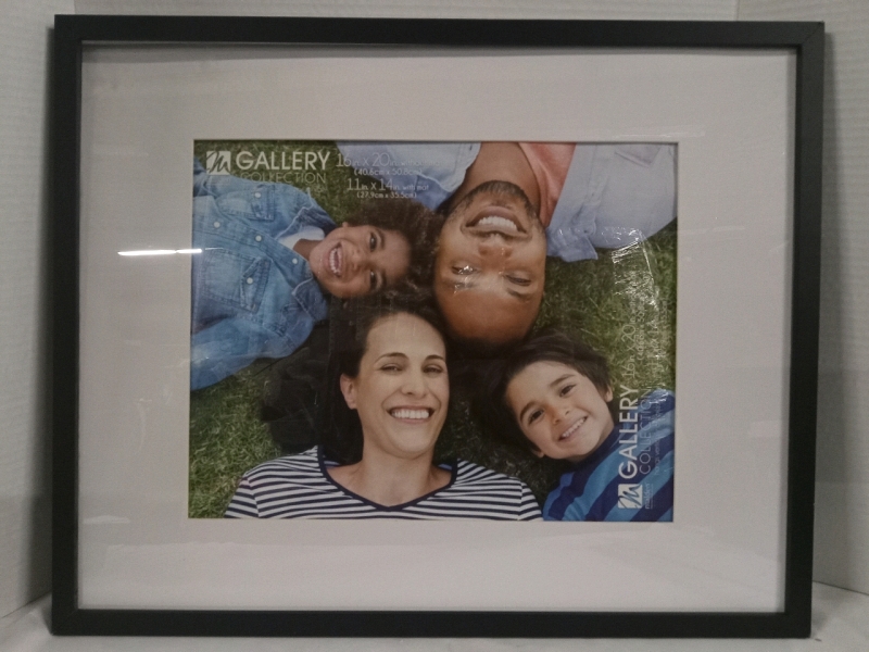 New | 16" x 20" Without Mat & 11" x 14" w/ Mat Picture Frame