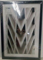 New | 13" x 19" Glass Free Wall Hang Poster Frame